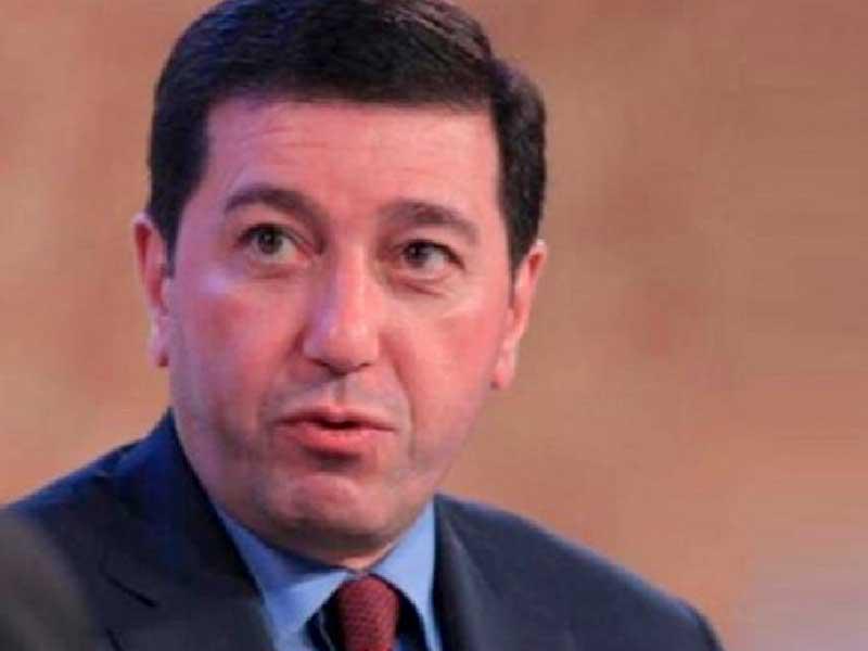 وزير المالية السابق باسم عوض الله 