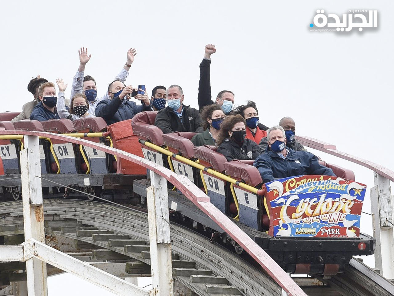 مدينة كوني آيلاند تفتح أبوابها