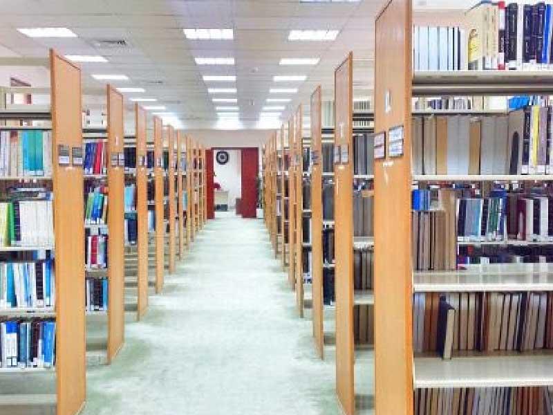  صورة أرشيفية للمكتبة 