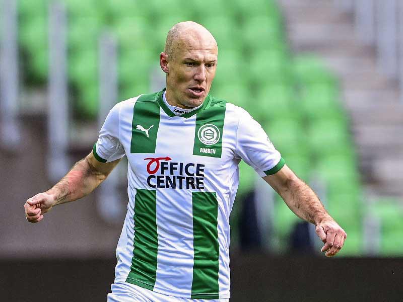  اللاعب الهولندي آريين روبن