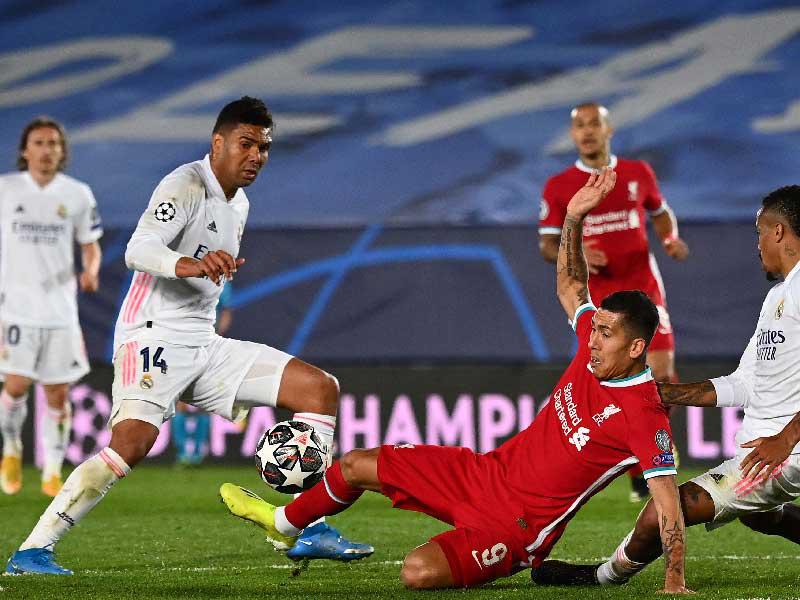 جانب من مباراة الذهاب بين ليفربول وريال مدريد