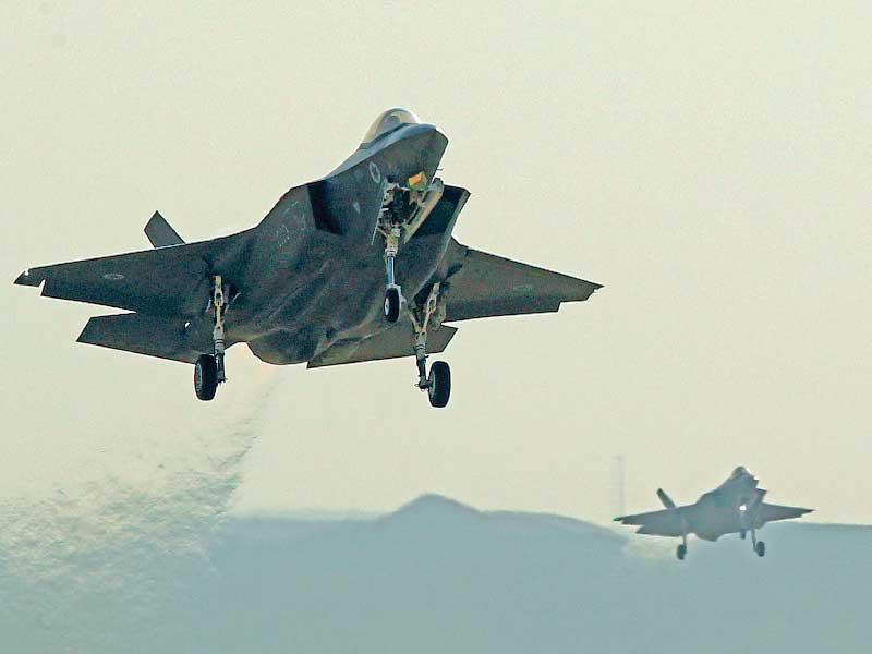 واشنطن تمضي قدماً في صفقة سلاح للإمارات 