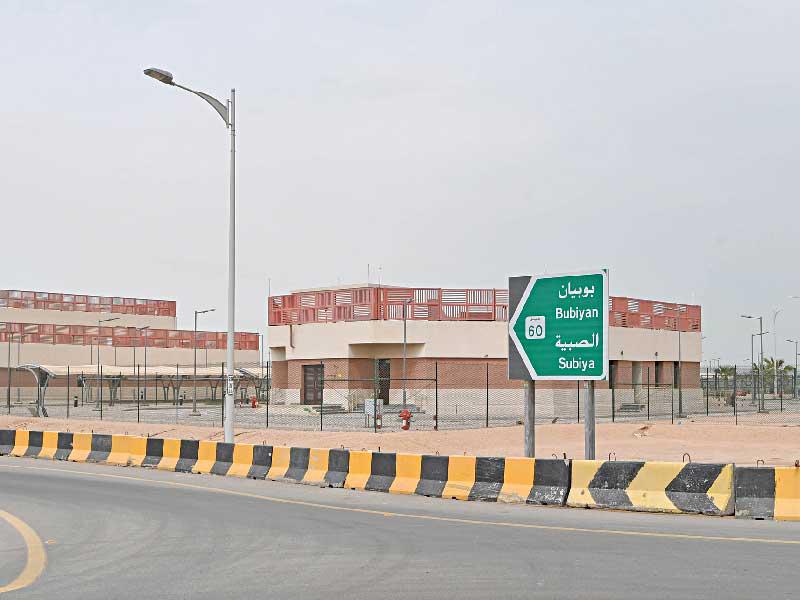 المنطقة المخصصة للتطعيم السريع بالسيارات في جسر جابر