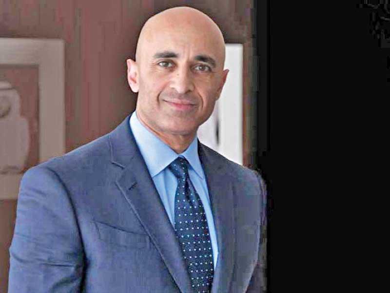 سفير الإمارات لدى واشنطن يوسف العتيبة