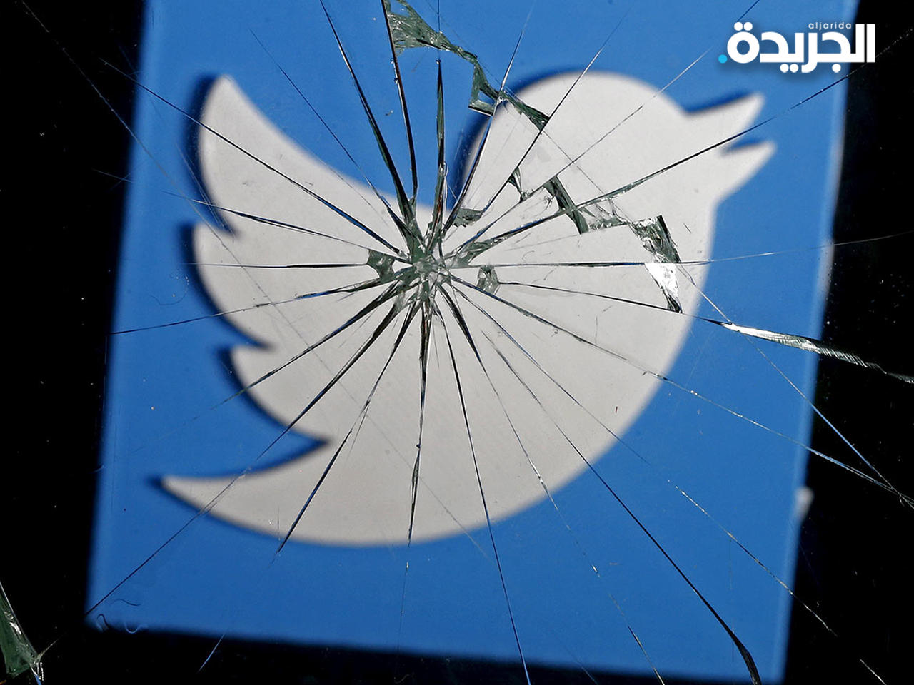 خلل فني يصيب «تويتر» ويربك «التايم لاين»