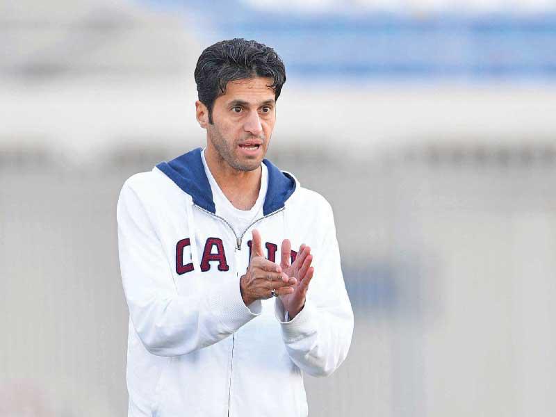 مدرب الفريق الأول لكرة القدم هاني الصقر