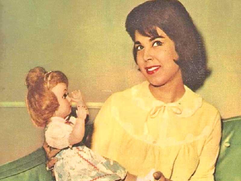 الممثلة الراحلة رجاء الجداوي 