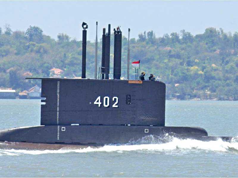 فقدان غواصة عسكرية إندونيسية خلال تدريبات قبالة جزيرة بالي