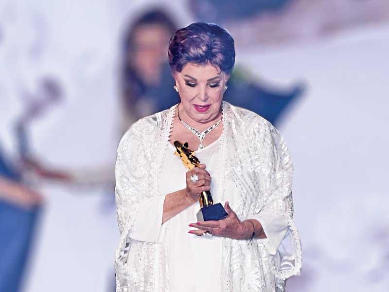 الفنانة رجاء الجداوي أثناء أحد التكريمات