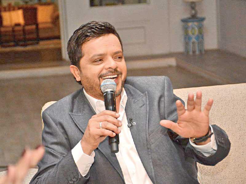 الفنان الكوميدي محمد هنيدي