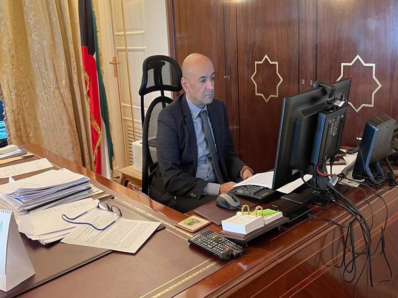 سفير دولة الكويت لدى بلجيكا خلال ندوة افتراضية حول المهاجرين في الخليج