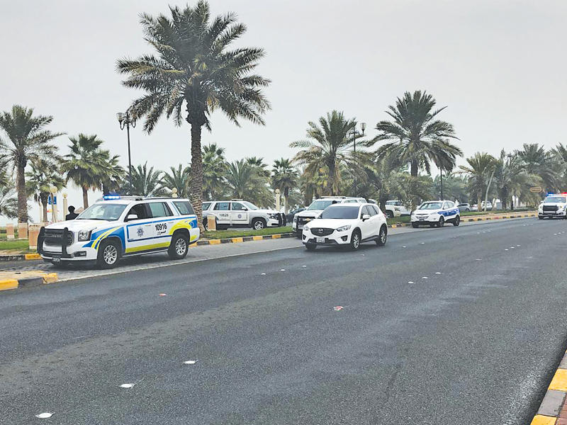 إغلاق مداخل ساحة الإرادة أمام رواد الأعمال تطبيقاً للاشتراطات الصحية (أرشيفية)