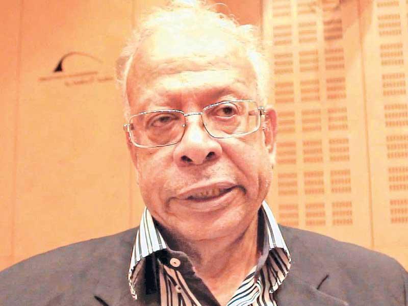 الكاتب السينمائي مصطفى محرم 