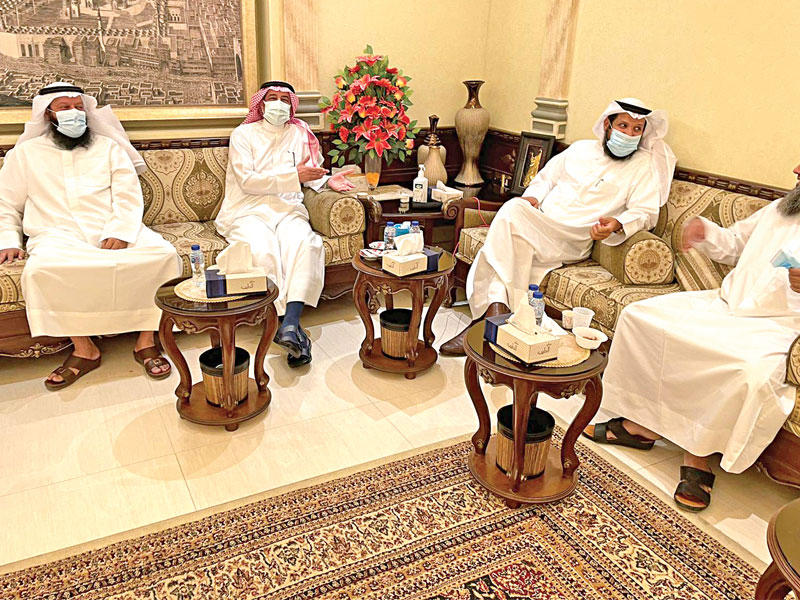 مطيع وبوصليب في اجتماع جوهر