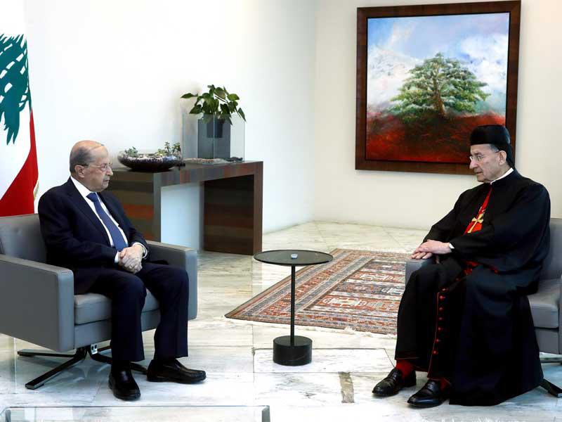 رئيس الجمهورية اللبنانية ميشال عون مستقبلاً البطريرك الراعي في القصر الجمهوري أمس         (دالاتي ونهرا)