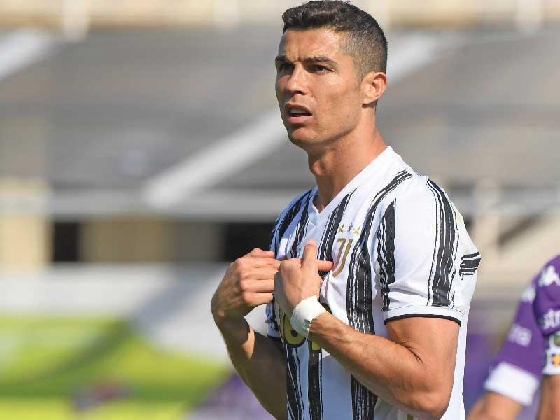  النجم البرتغالي كريستيانو رونالدو