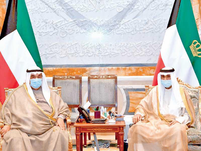  سمو أمير البلاد الشيخ نواف الأحمد مستقبلا  سمو الشيخ ناصر المحمد أمس