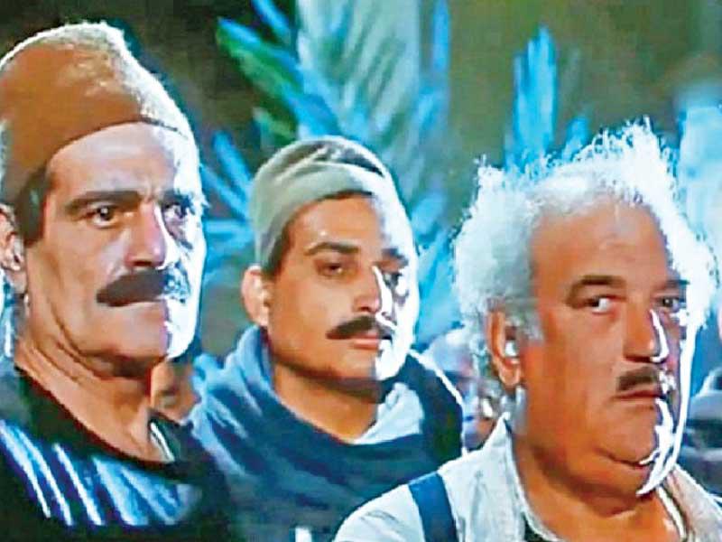 الفنان حسن حسني مع النجم عمر الشريف في فيلم "المواطن مصري"