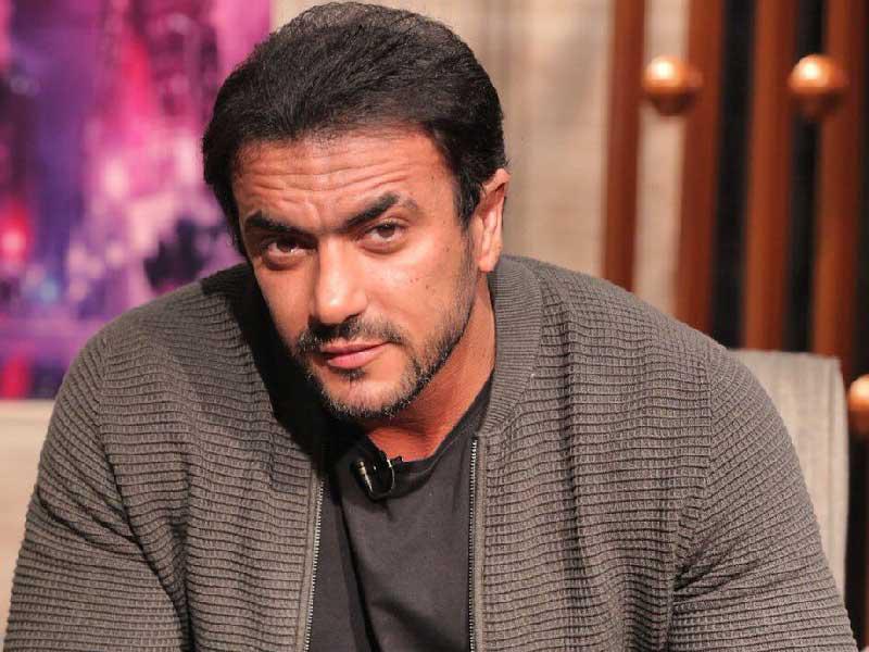 الممثل أحمد العوضي