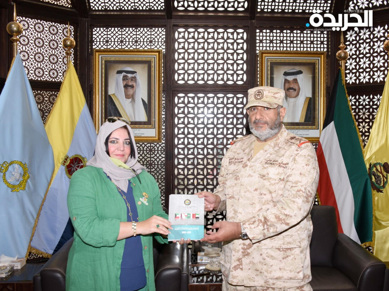 العقاب تقدم التقرير إلى رئيس الأركان