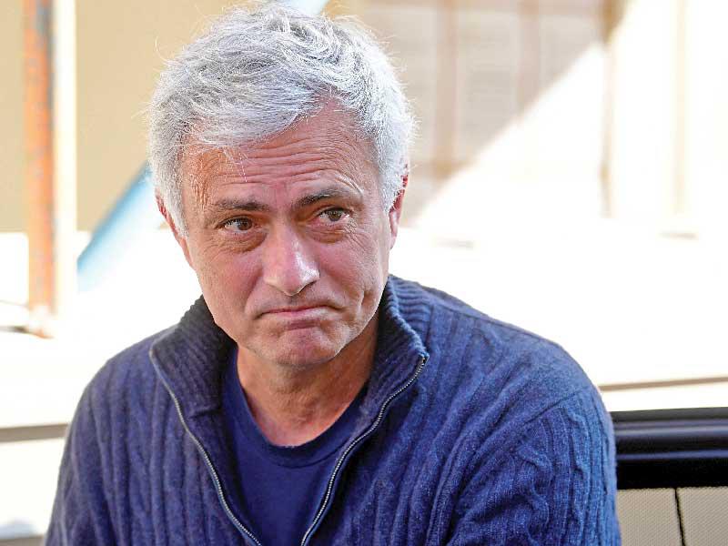 المدرب البرتغالي المخضرم جوزيه مورينيو