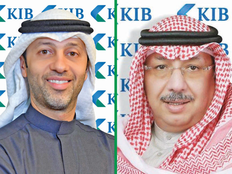  رئيس مجلس إدارة البنك الشيخ محمد جراح الصباح - نائب رئيس مجلس الإدارة والرئيس التنفيذي لـ «KIB» رائد بوخمسين 