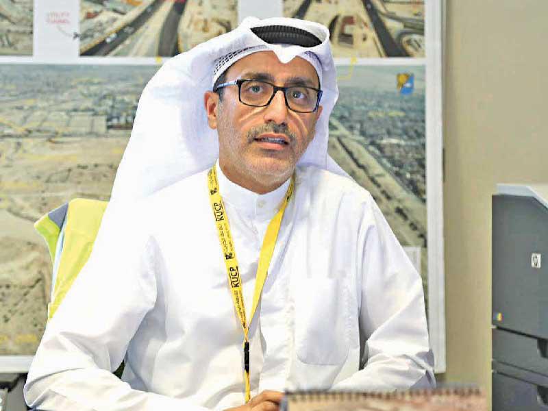 مساعد مدير البرنامج الإنشائي للتخطيط والتصميم والمتابعة في جامعة الكويت د. محمد صادق