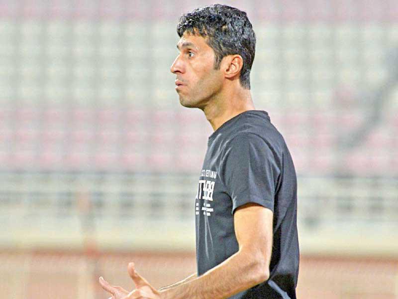  مدرب الفريق الأول لكرة القدم بنادي خيطان، هاني الصقر