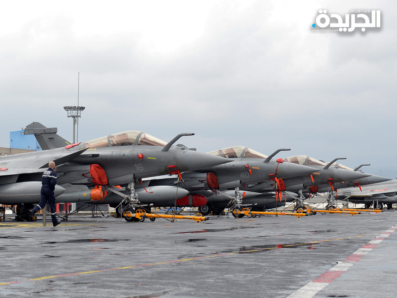 فرنسا ستبيع لمصر 30 طائرة