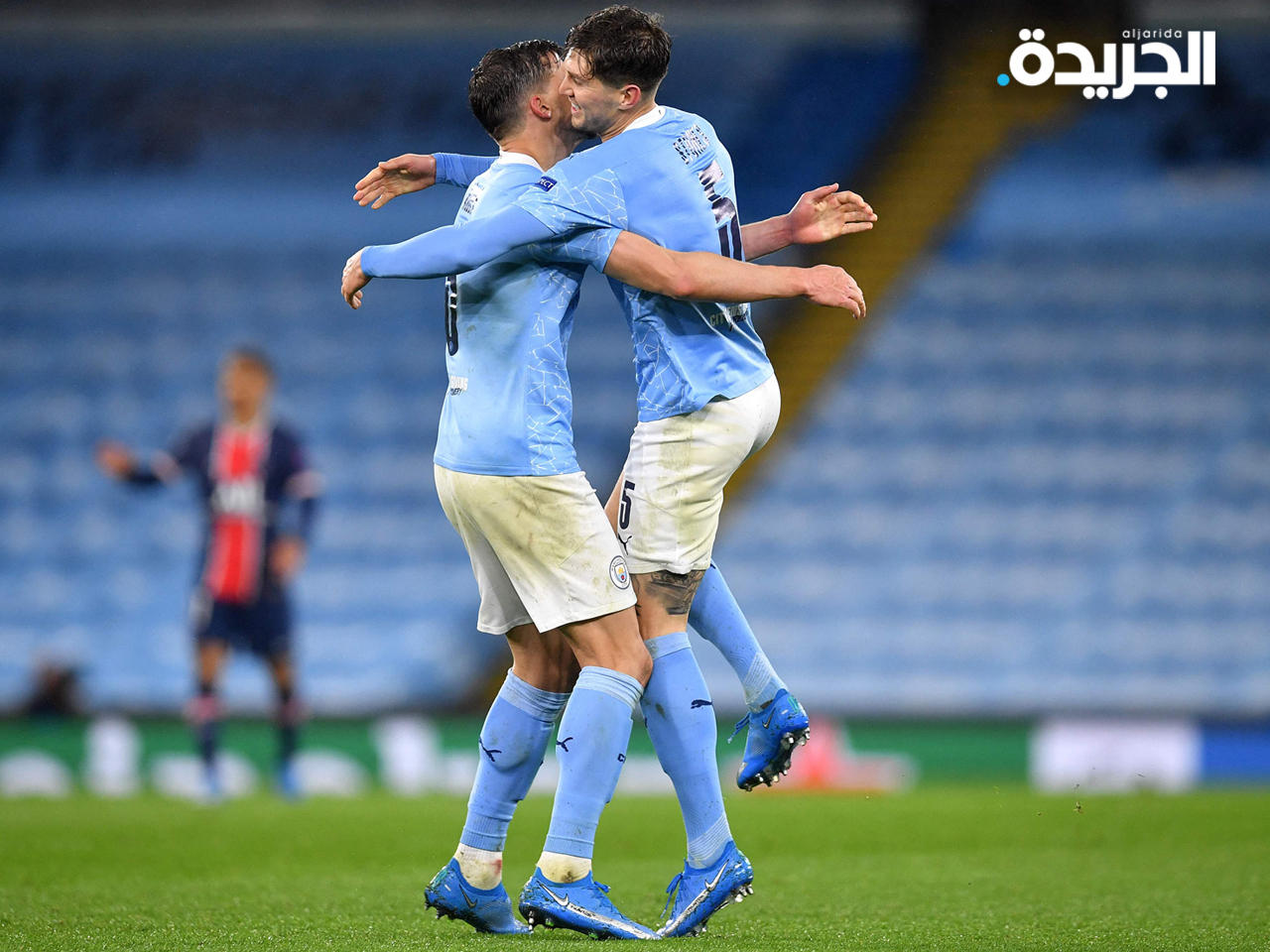 لاعبو مانشستر سيتي يحتفلون بالتأهل