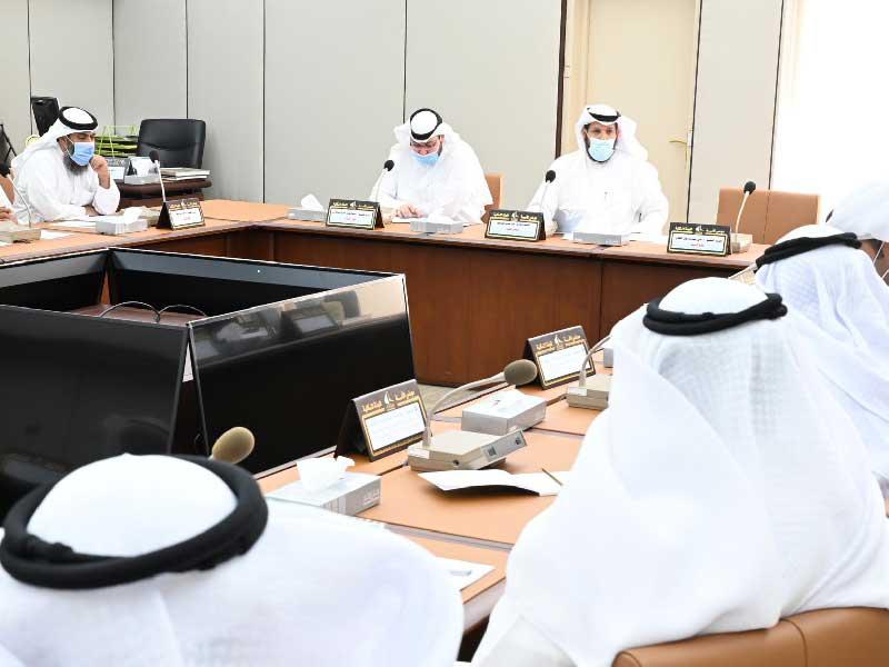 اجتماع سابق للجنة الإسكانية