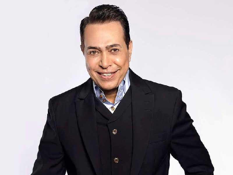 المغني حكيم