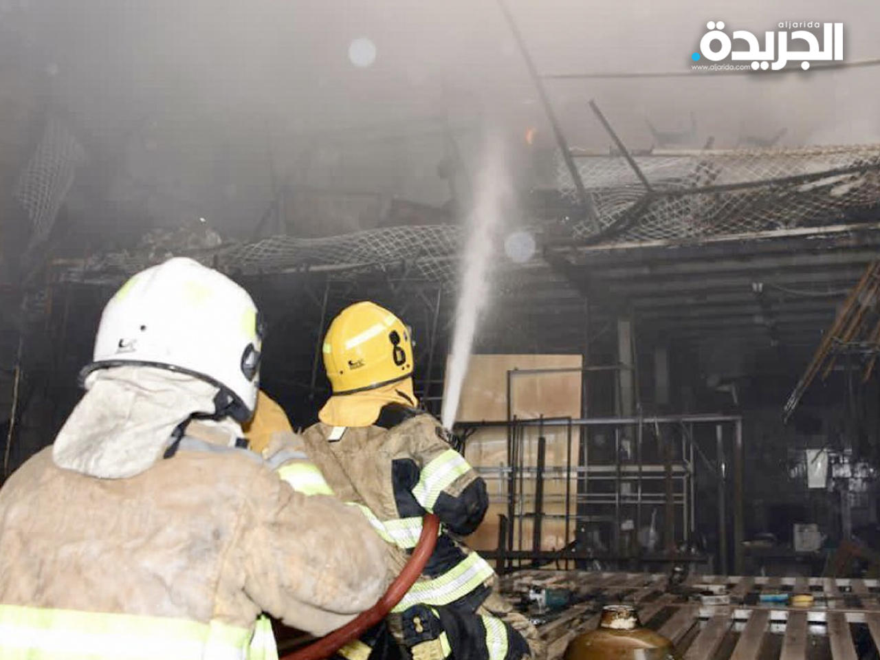 «الإطفاء» تسيطر على حريق مصنع ألمنيوم في صبحان