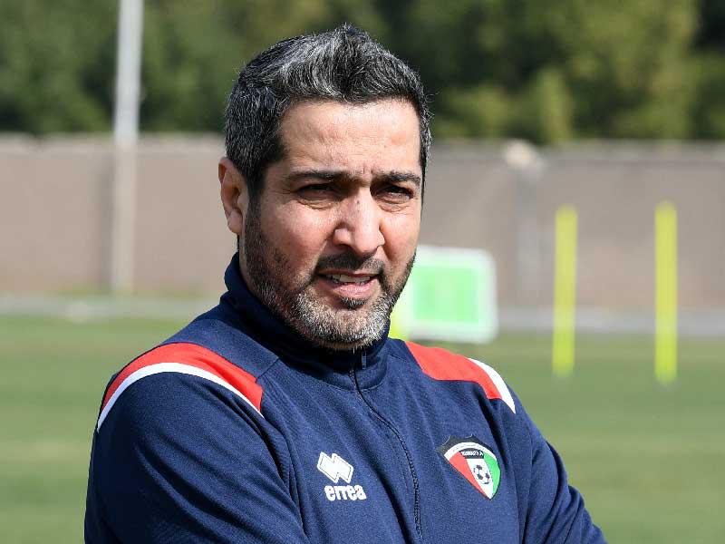  مدرب فريق السالمية لكرة القدم ثامر عناد