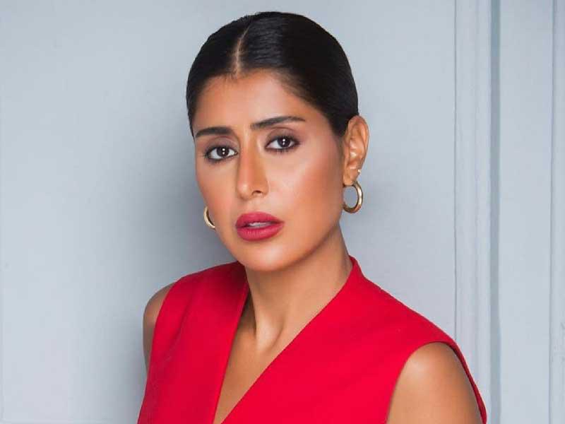 الفنانة فرح الصراف 