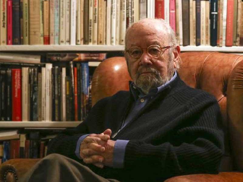 الشاعر والروائي الإسباني خوسيه مانويل كاباييرو بونالد 