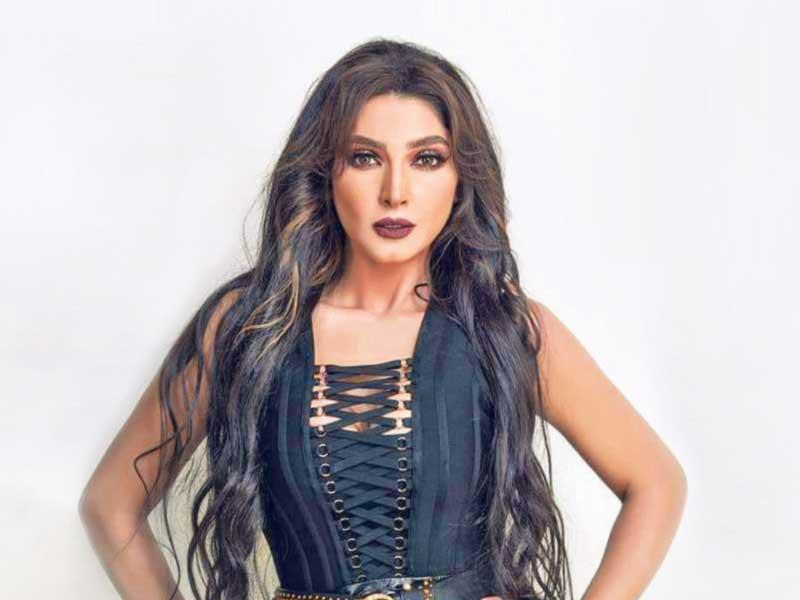 الممثلة روجينا 