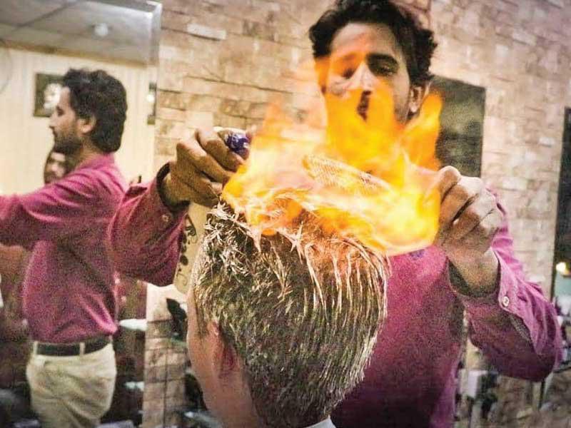  الحلاق الباكستاني علي عباس