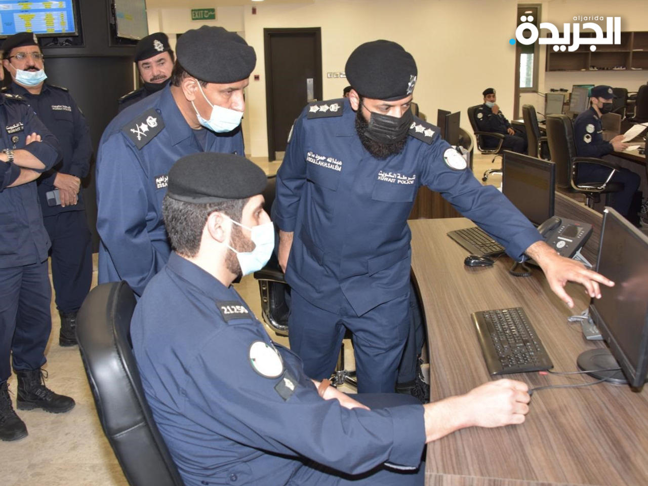 وكيل «الداخلية» يطلع على عمل غرف العمليات