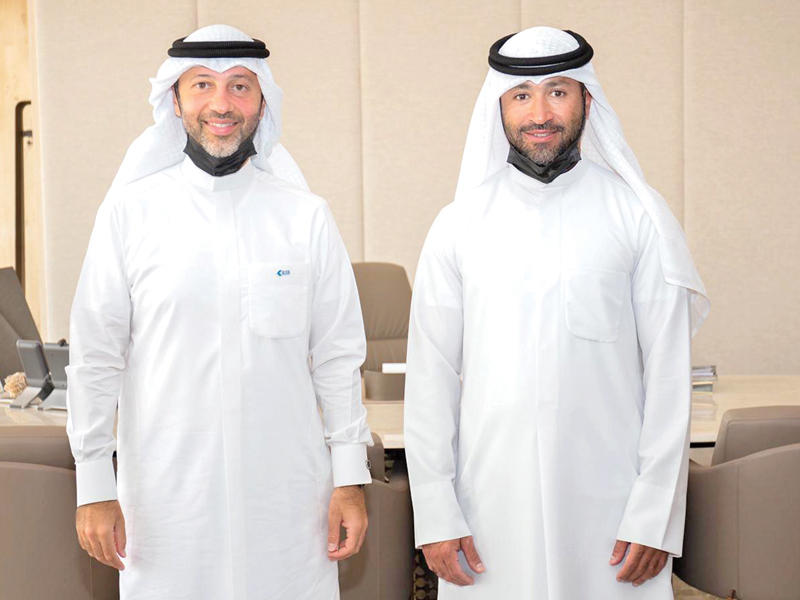 البطل العالمي يوسف العبدالرازق مع بوخمسينn