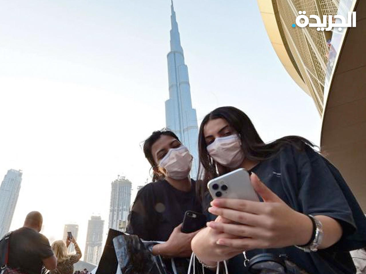 دبي تخفف من قيود كورونا.. بشرط التطعيم