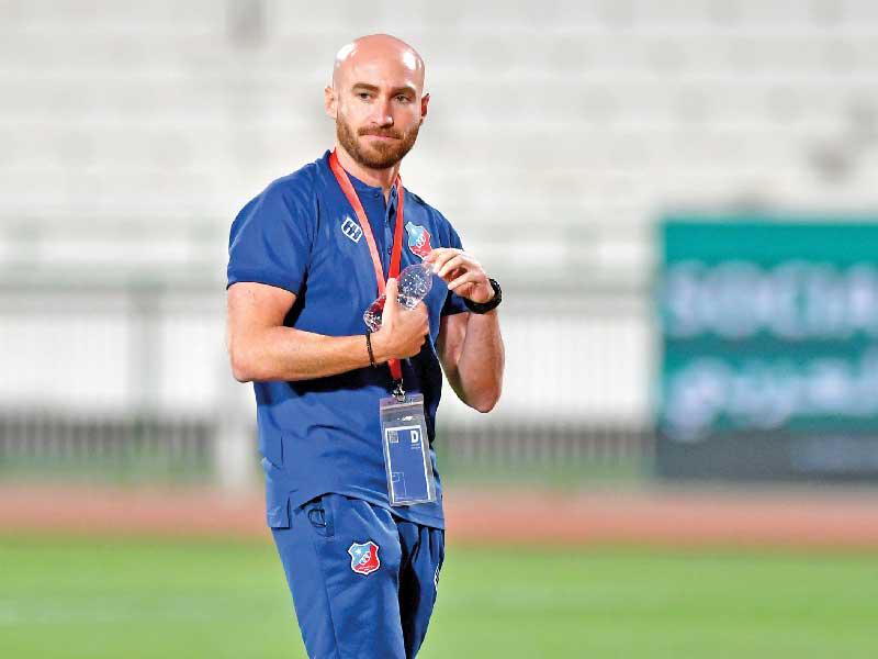 مدرب الكويت غونزاليس