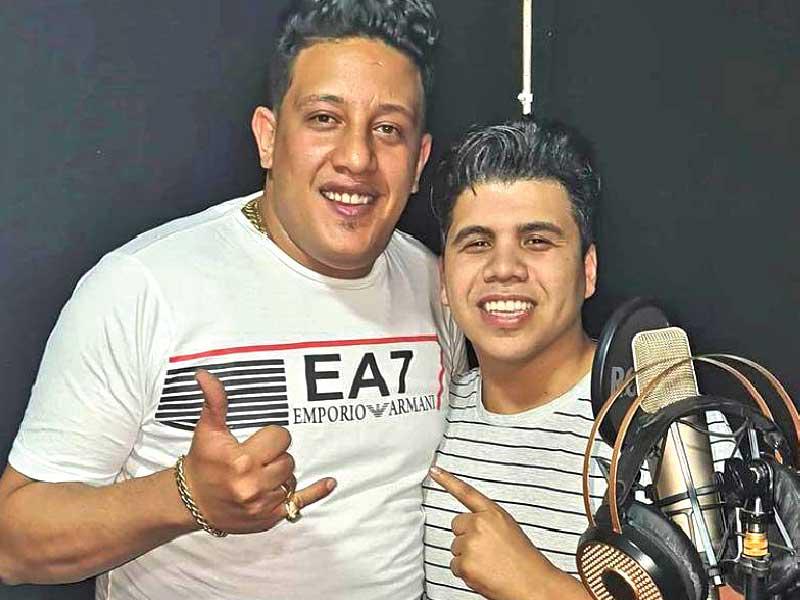 مطربا المهرجانات عمر كمال وحمو بيكا