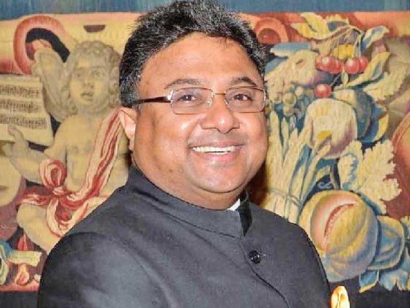  السفير الهندي بالكويت سيبي جورج