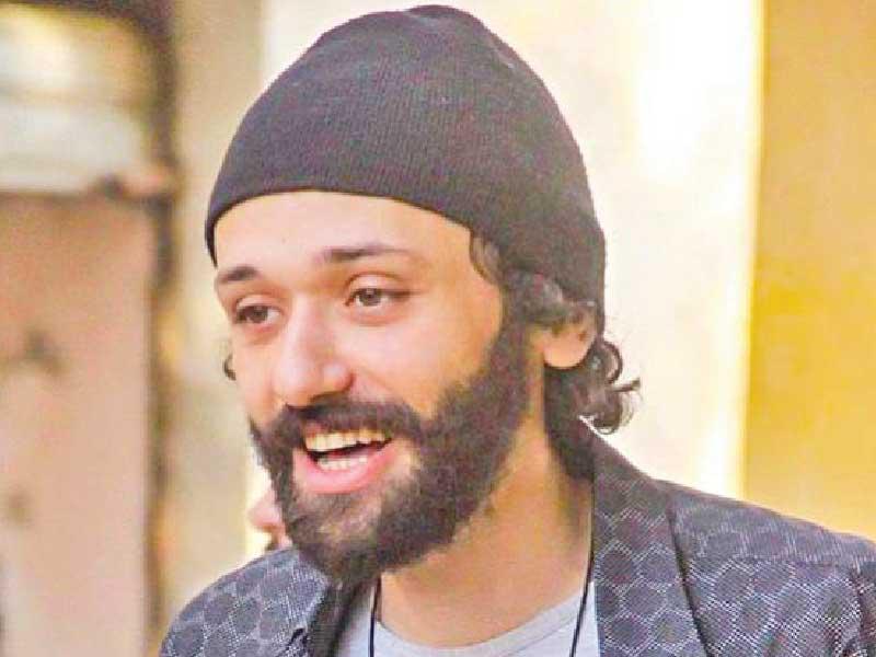 الممثل كريم محمود عبدالعزيز