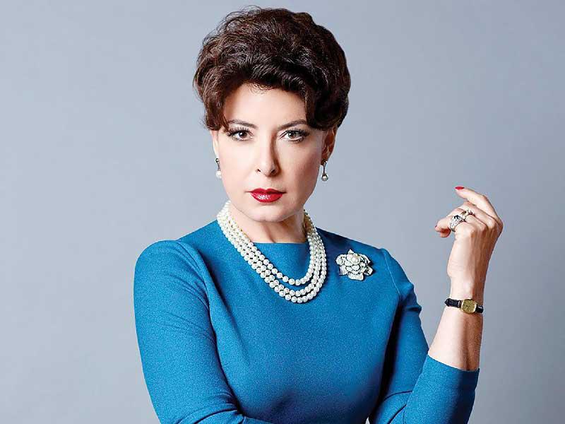 الفنانة أنوشكا 