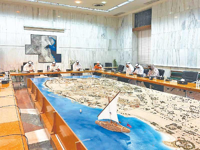 جانب من اجتماع لجنة الجهراء في المجلس البلدي