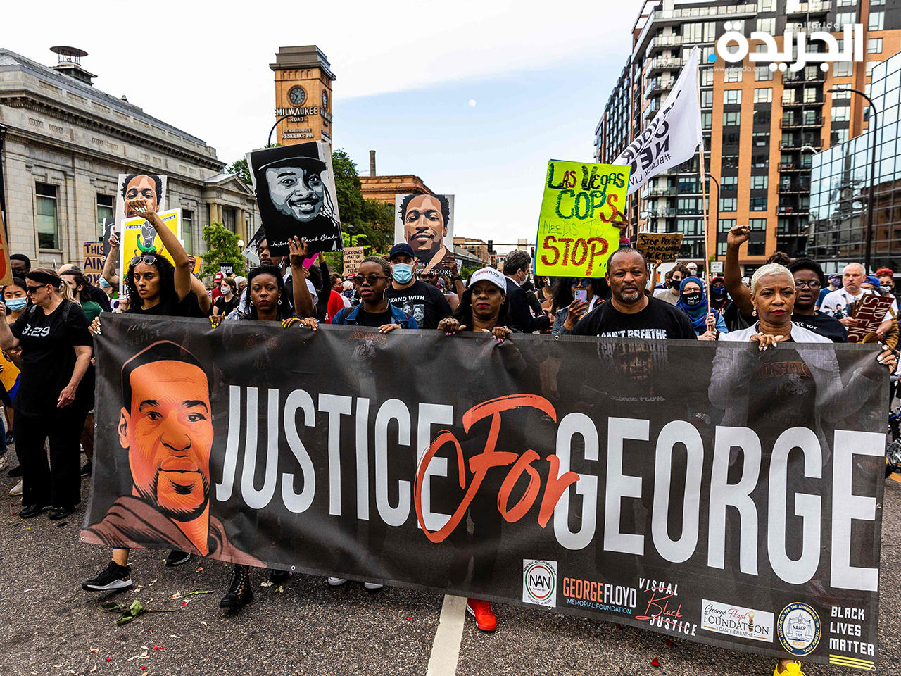 تجمع في مينيابوليس بمناسبة سنوية جورج فلويد