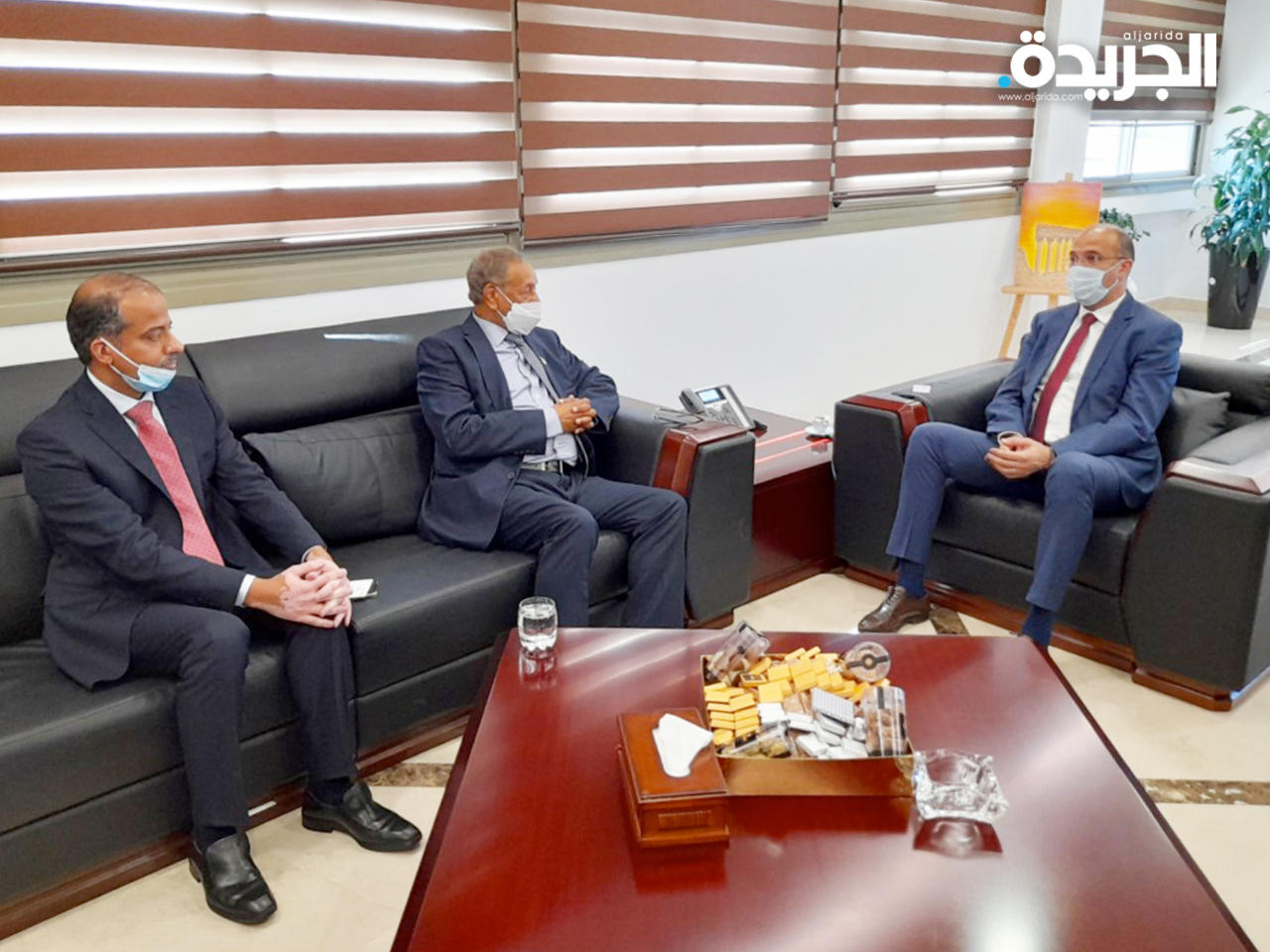 وزير الصحة اللبناني خلال اجتماعه بوفد الهلال الأحمر الكويتي