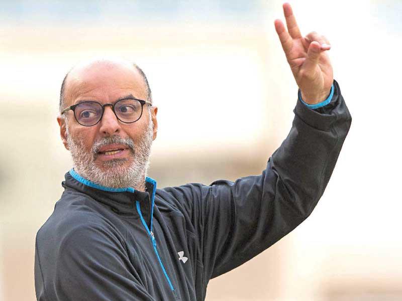 مدرب الفريق الأول لكرة القدم ماهر الشمري